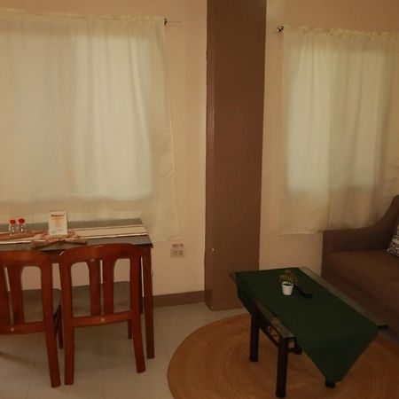 Jo-Cris Apartelle Lapu-Lapu City Exterior photo