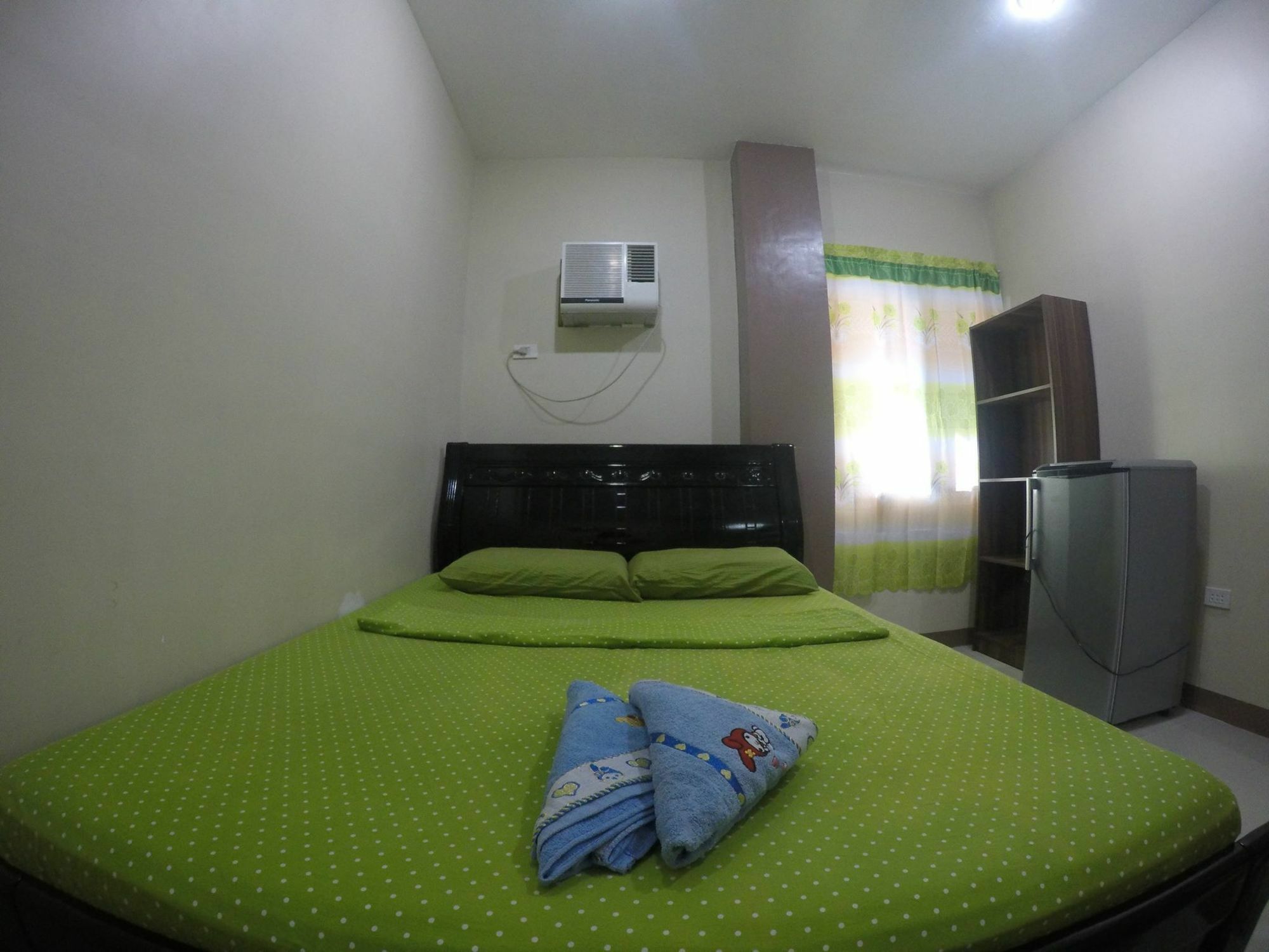 Jo-Cris Apartelle Lapu-Lapu City Exterior photo